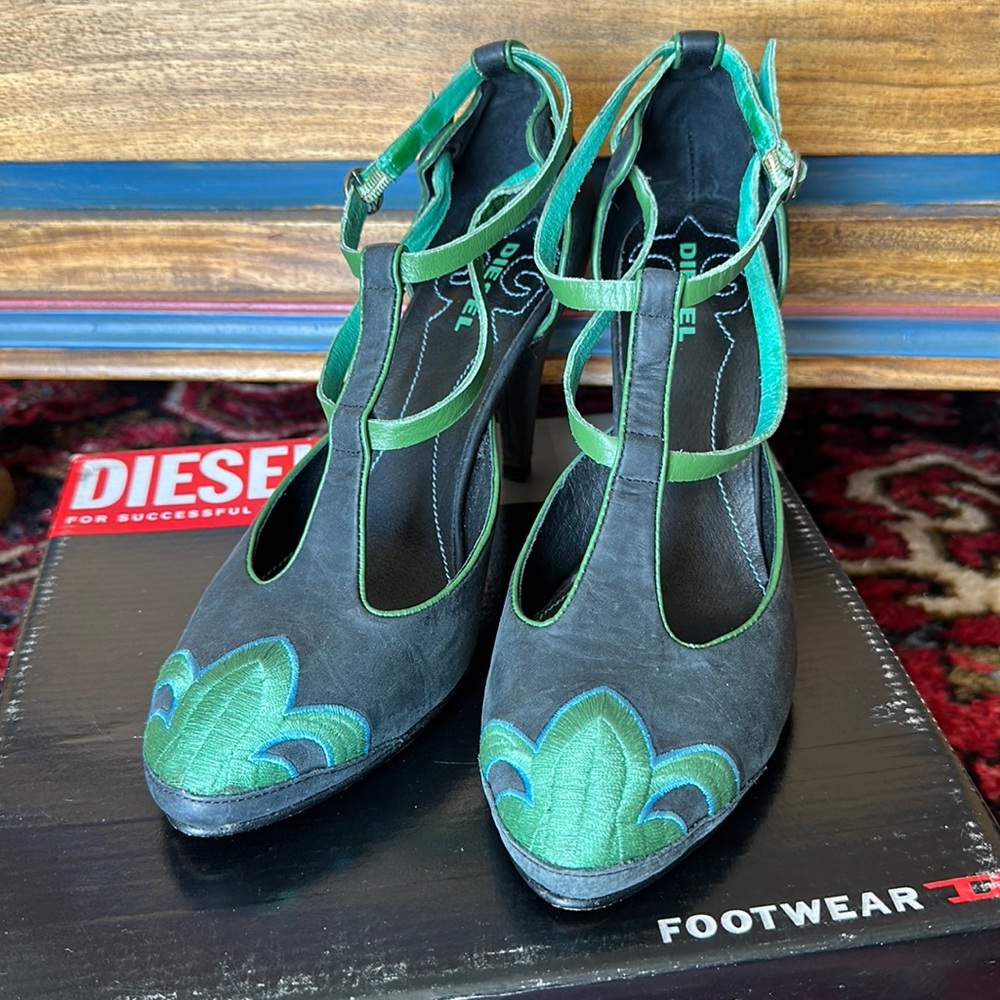 2005 vintage green Diesel Bishkek heels